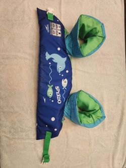 Swim vest/Floatie