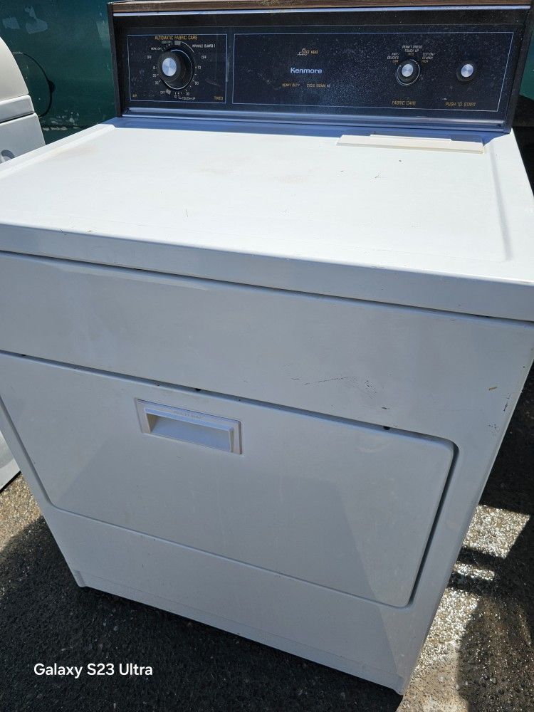 Whirlpool Electric Dryer Working Perfectly Fine Very Clean Super Capacity I Can Deliver To You 90 Days Warranty
