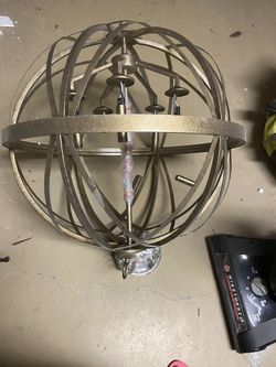  New Chandlelier 24&23”