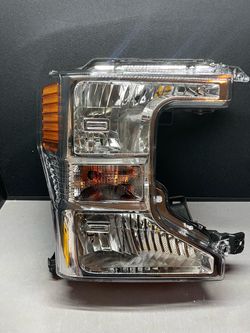 2020 to 2022 Ford F250 F350 Super Duty passenger headlight