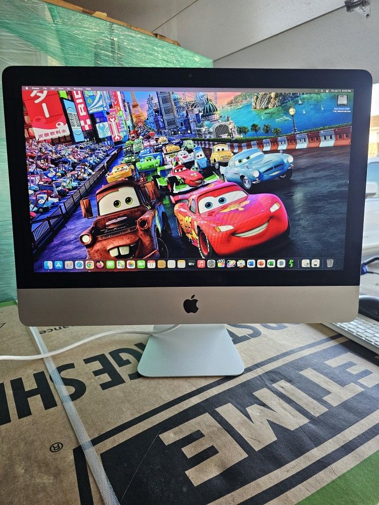 21.5 Apple Imac Mid 2014 Desktop