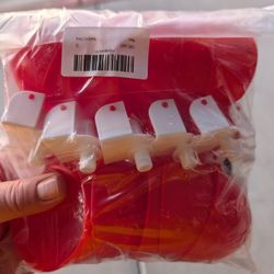 WATERING CUPS CHICKENS/DUCKS 12 PIECE SET