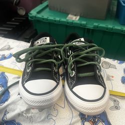 Boys Size 11 Converse 