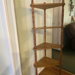 CORNER SHELF—Brown/wood