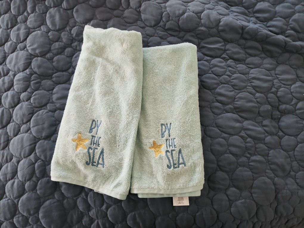 Set Of Hand Towels