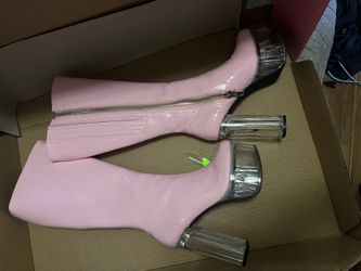 Pink Womens 6 Boots 