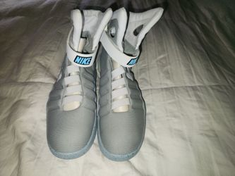 Nike Mag Back to the Future Sneakers