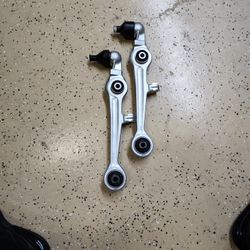 Audi Lower Control arms (Straight)