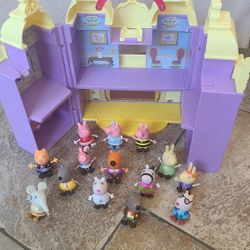 Peppa Pig Performing Arts Center