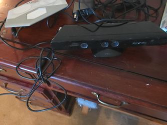 Xbox 360 games and a Xbox kinnect.