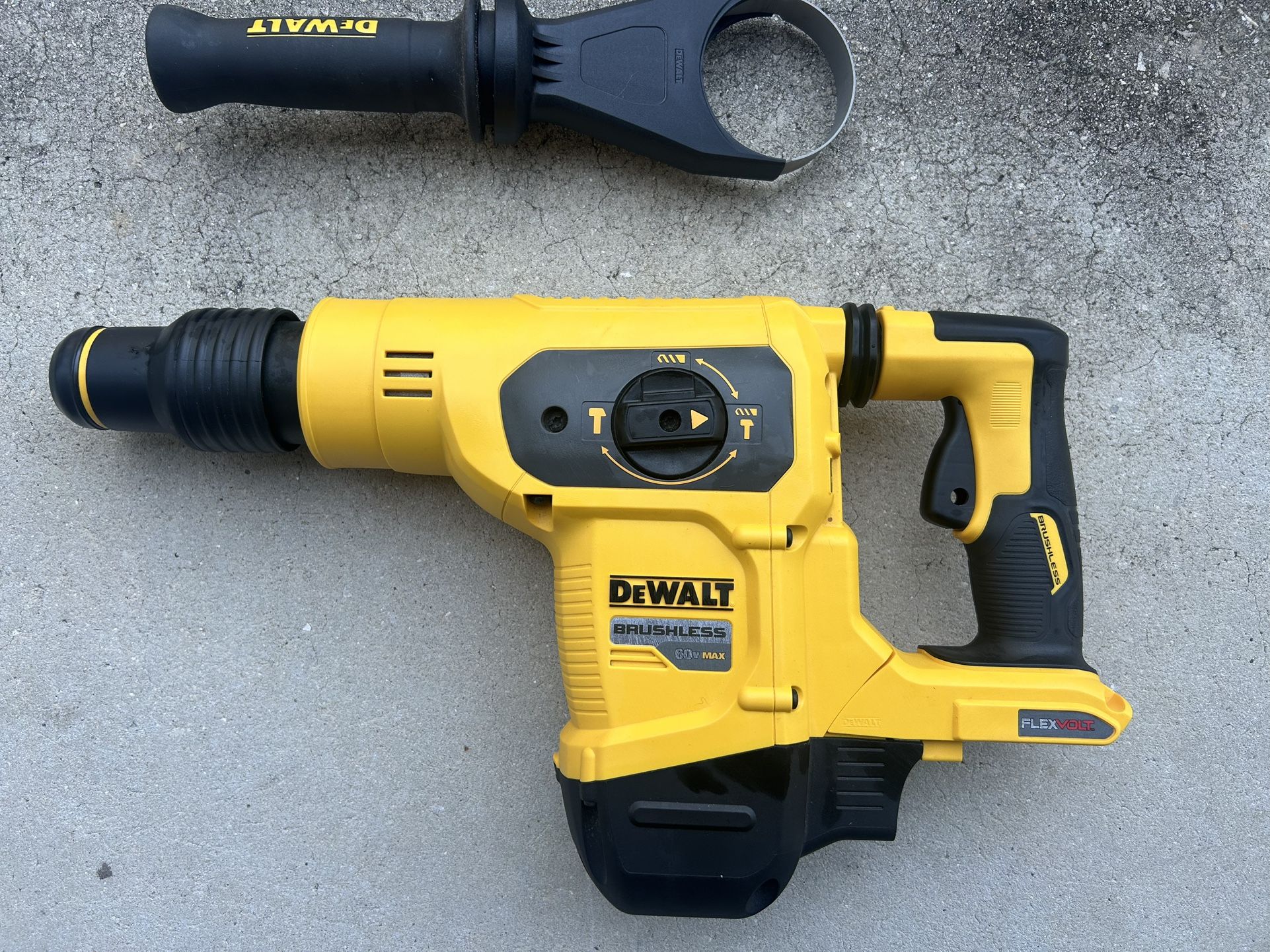 DEWALT DCH481B 60V MAX BRUSHLESS 1-9/16" SDS MAX COMBO HAMMER