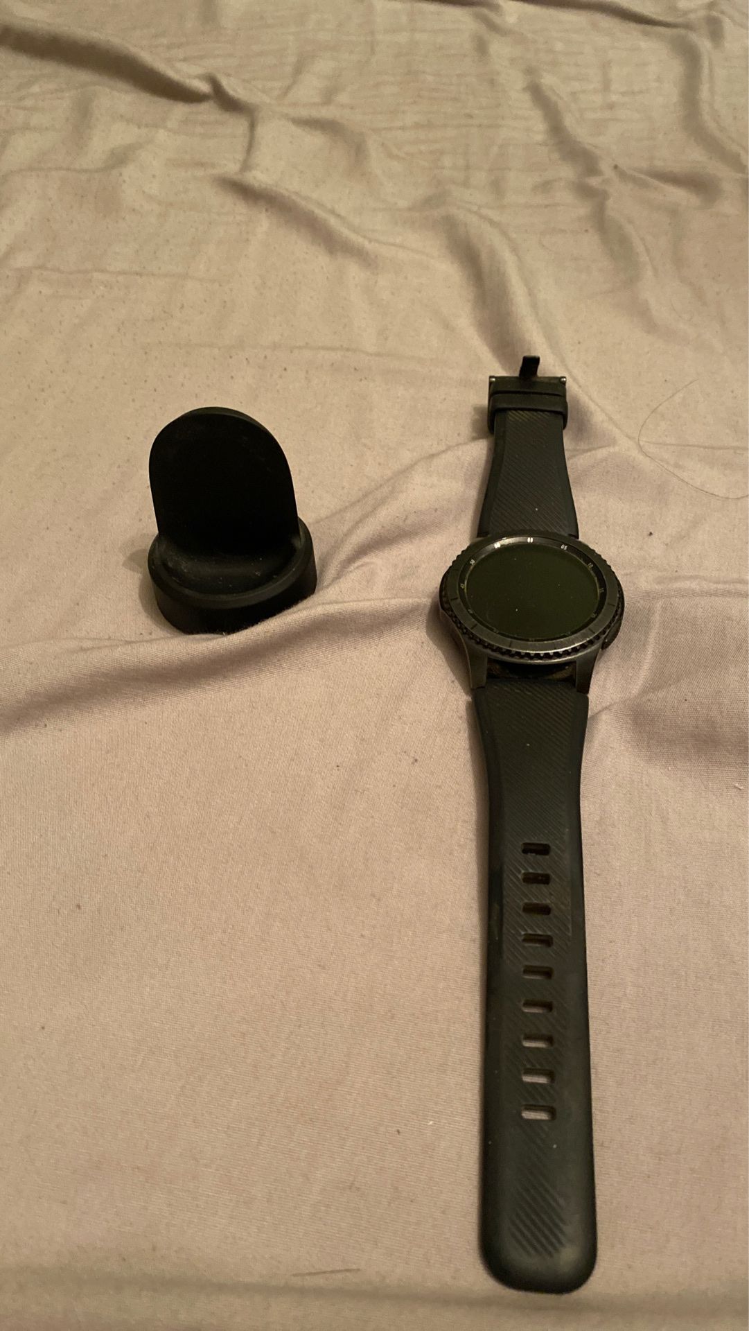 Samsung gear s3 frontier watch and charger