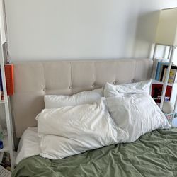 Queen Size Bed And Mattress 