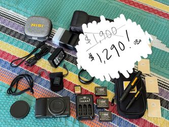 Ricoh GR III Ultimate Bundle • 3,087 Shutter • GV-2 Viewfinder • NiSi Filter Kit • Flash