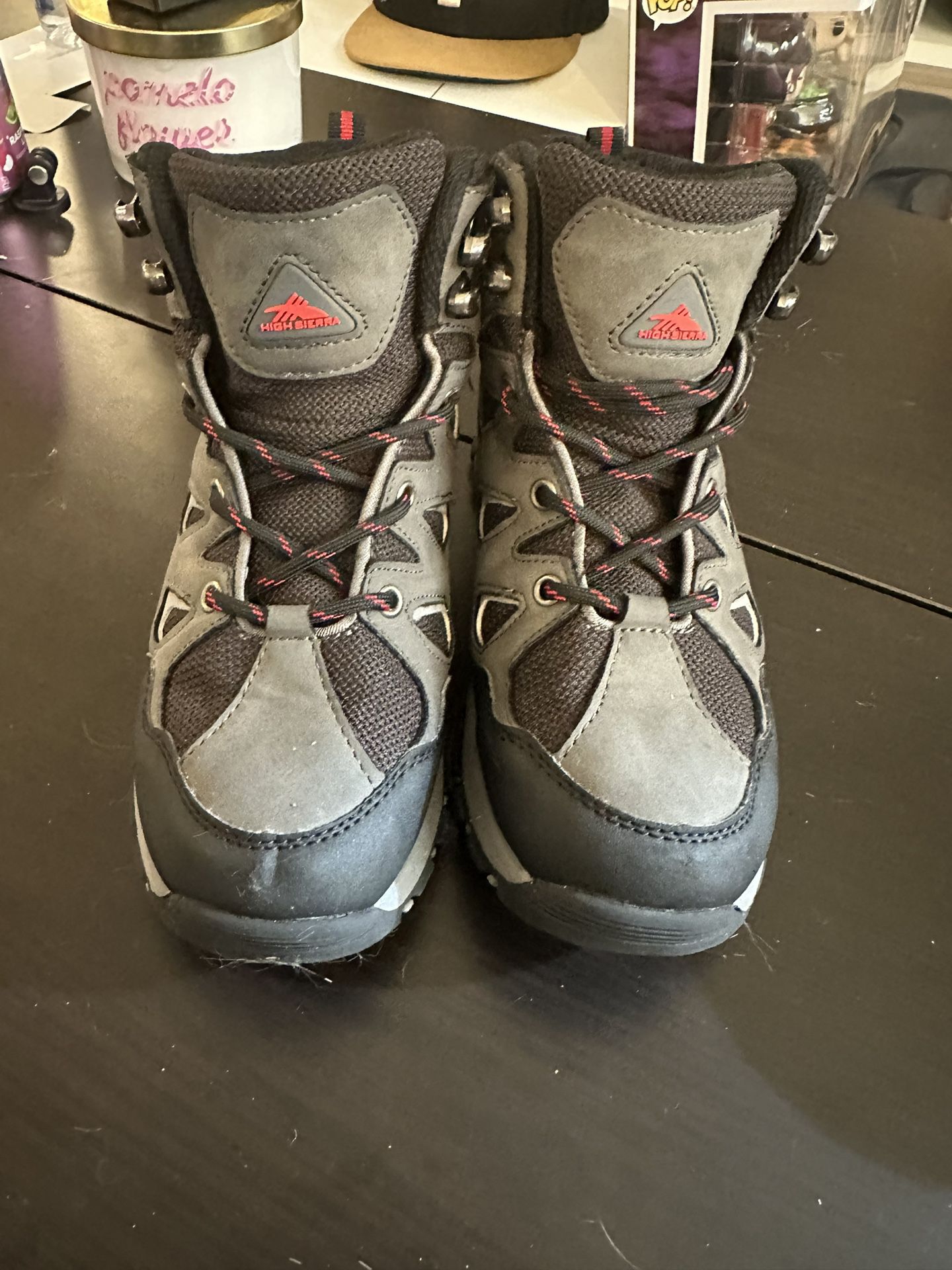 Boys hiking boots 