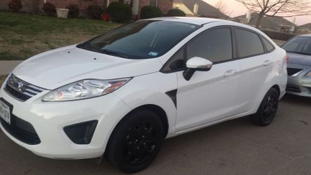 2013 ford fiesta
