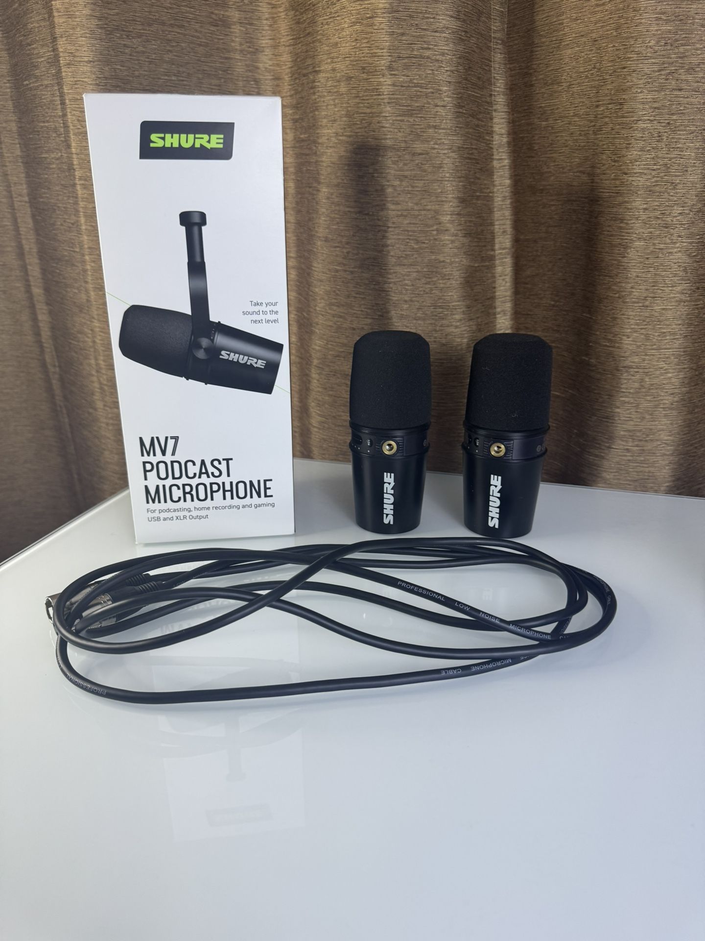 2 Shure MV7 Podcast Microphones (XLR) + 2 XLR Cables