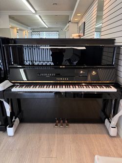 Yamaha YUS Upright Piano