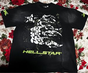 He’ll star tee size small