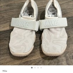 Rare Nike Lab Aqua Socks 360