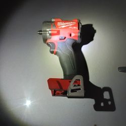 Milwaukee M18 Fuel Impact Wrench 3/8ths Near Perfect Condition