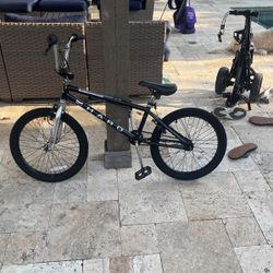 Haro Shredder Bmx Bike