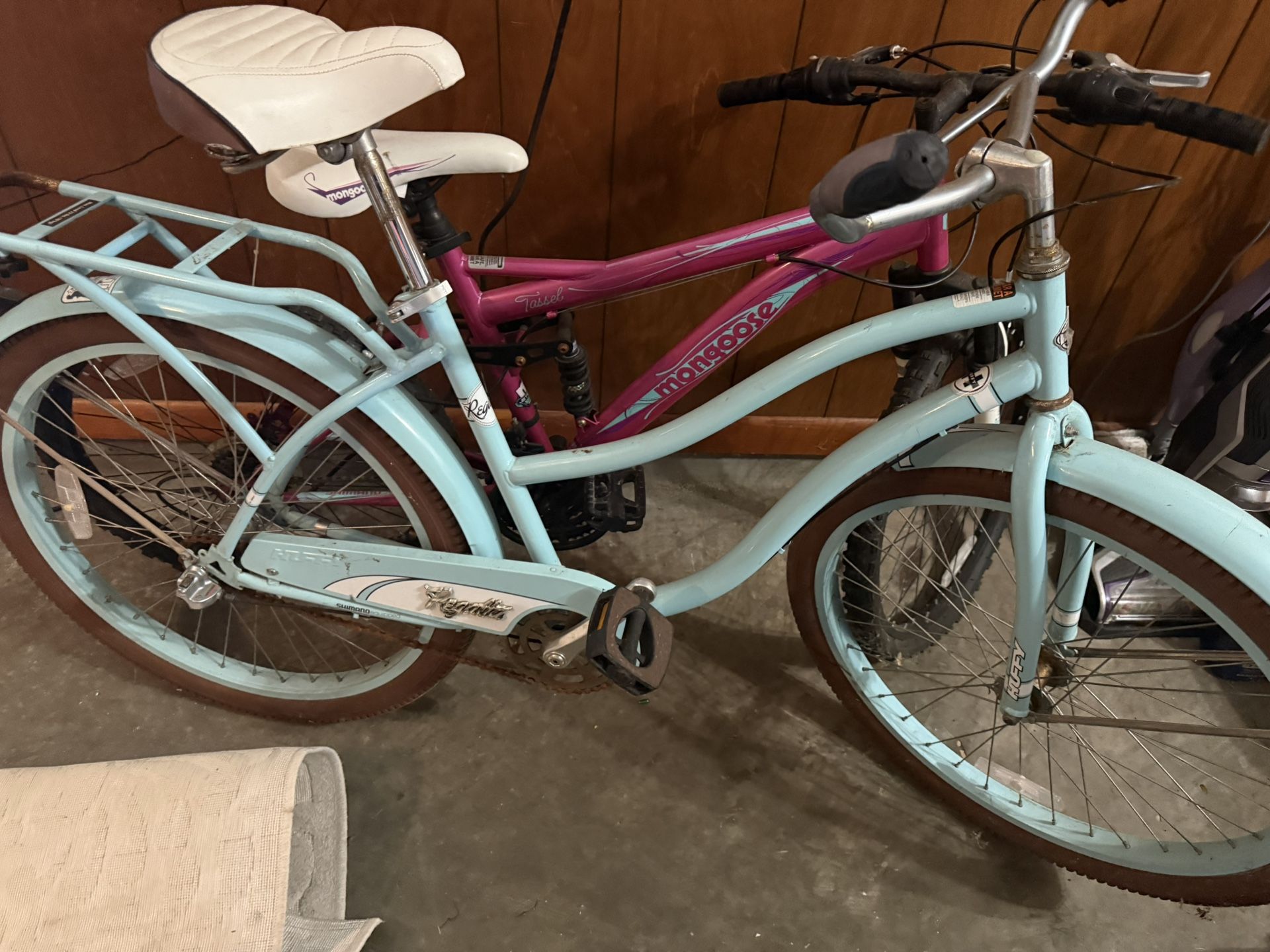 Huffy Regatta Womens Huffy Beach Cruiser Huffy Regatta Women's - Main Image