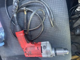 Milwaukee drill works great