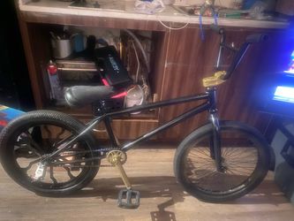 STLNBIKES BMX  20 inch