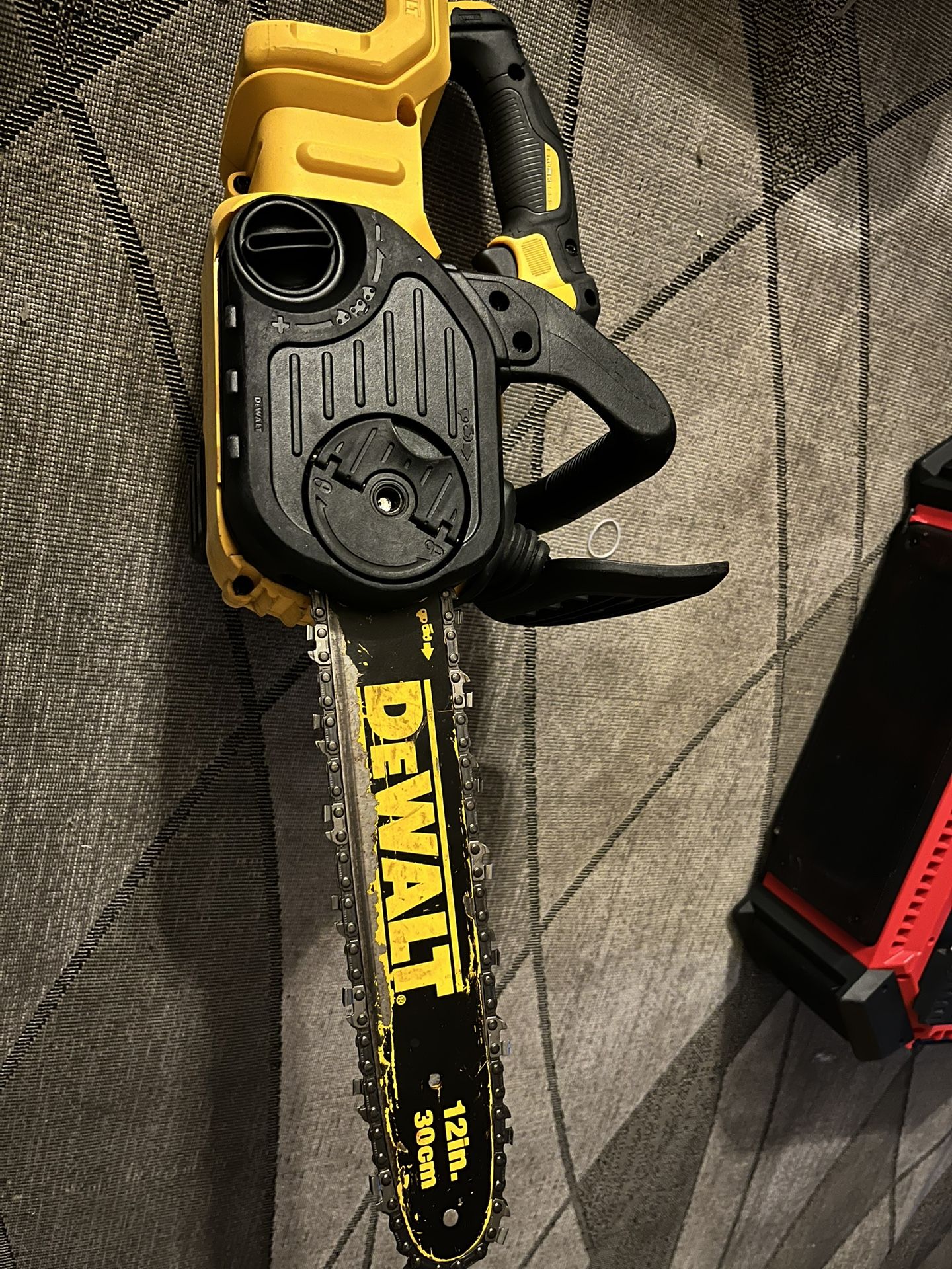Dewalt DCCS620 CHAINSAW 12 IN W /6AH FLEX VOLT NO CHARGER