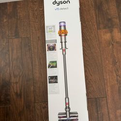 New Dyson Vacuum  V15
