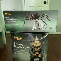 Spirit Halloween Jumping Spider And Sitting Scarecrow Bundle 