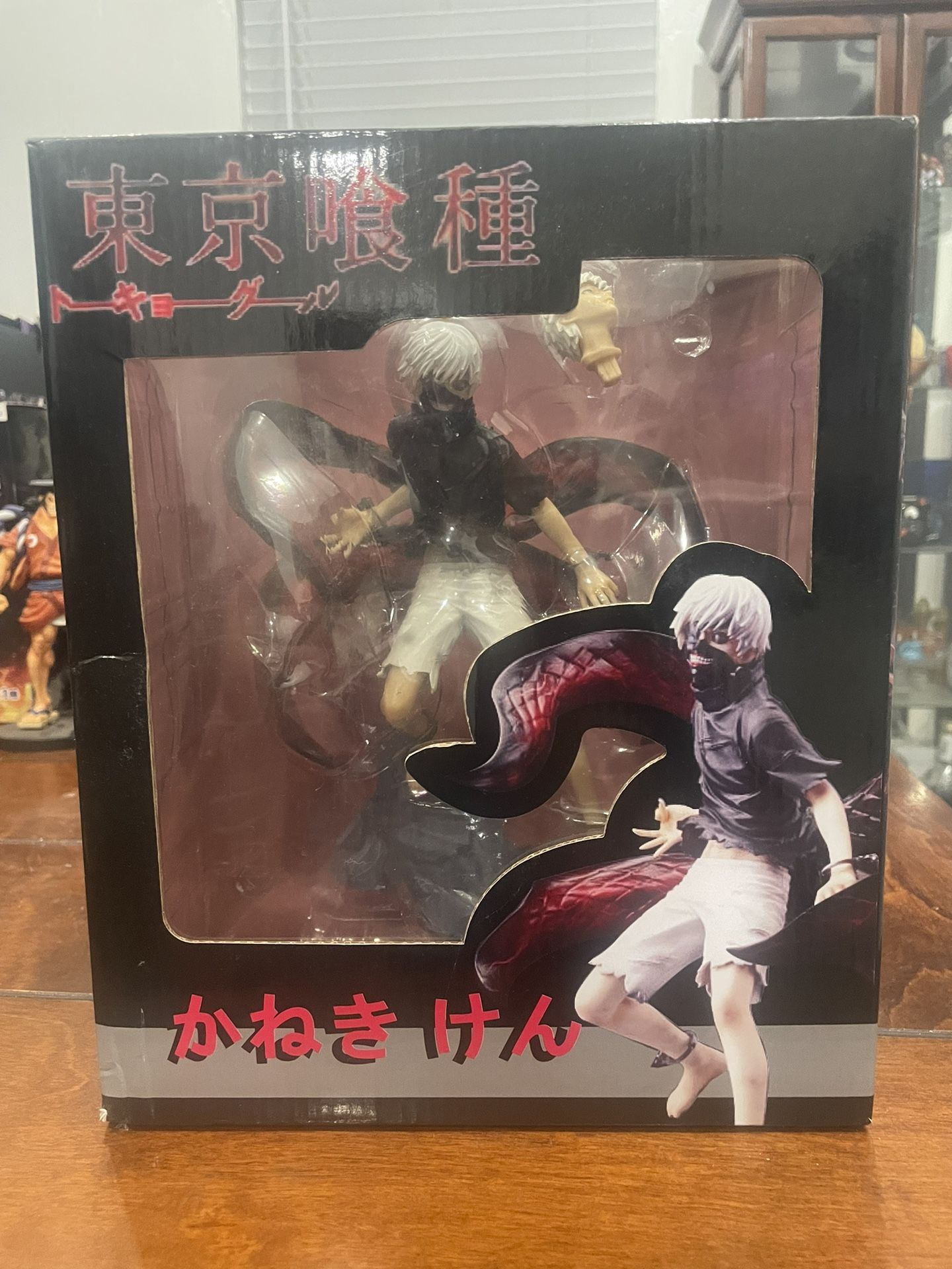 Ken Kaneki Figurine In Box