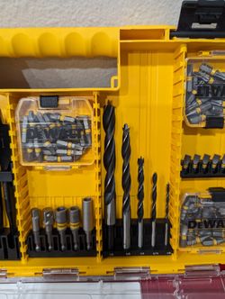 DeWalt MaxFit Steel Drill and Driving Bit Set 160 Piece With Case