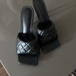 Black Heels 9W