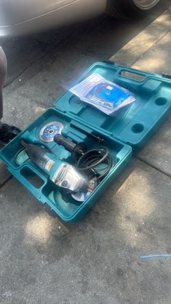 Makita Grinder