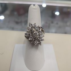 14k White Diamond Gold Ring 7.9 Grams Size 7 Layaway Available 10% Down If You Interested Please Ask Maribel Thank You 