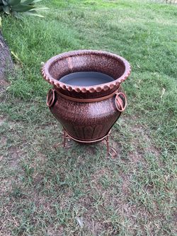 Mexican clay pot with stand