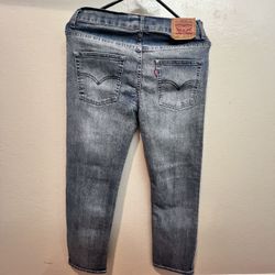 Boys Levi’s 514 straight jeans $10