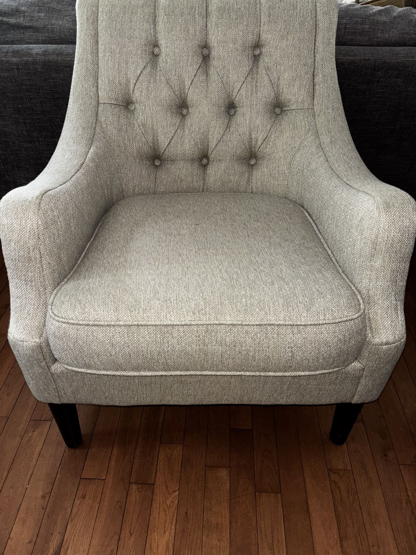 Madison Park Qwen Button Tufted Accent Chair 