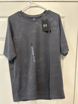 Under armour t shirt