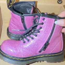 Dr. Martens 