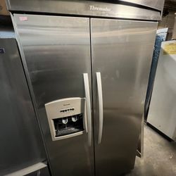 Thermador 42” Built In Refrigerator 