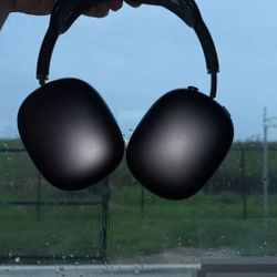 REAL (AirPods Pro Max)