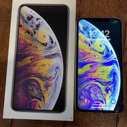 iPhone XS Max - 64 GB - Unlocked For Worldwide Use 