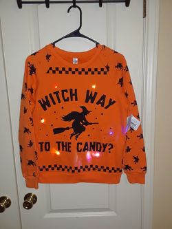 new lighted up sweater with on and off switch