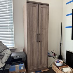 Storage Cabinet / Wardrobe / Dresser