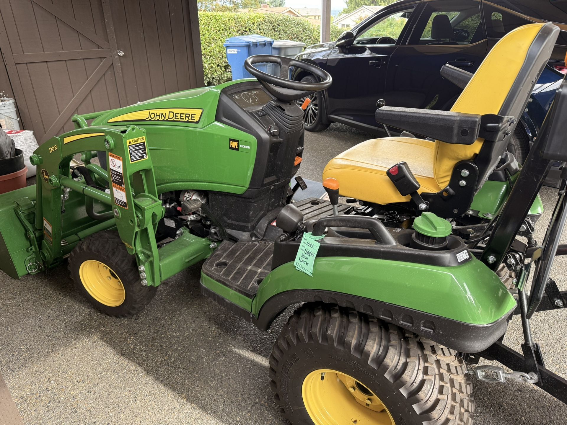 John Deere 120R