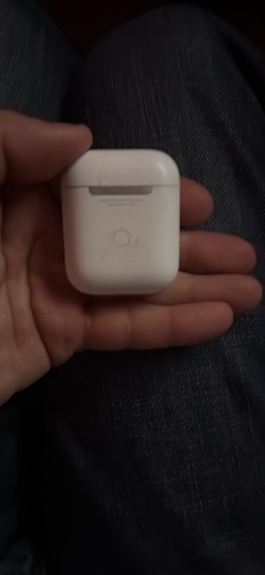 Apple AirPods 2nd Gen