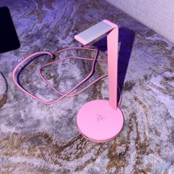 Razer Base Station V2 Pink